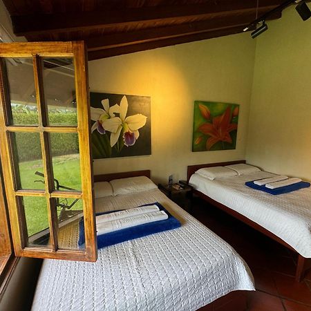 Chalet La Alemania Calarca Exterior photo