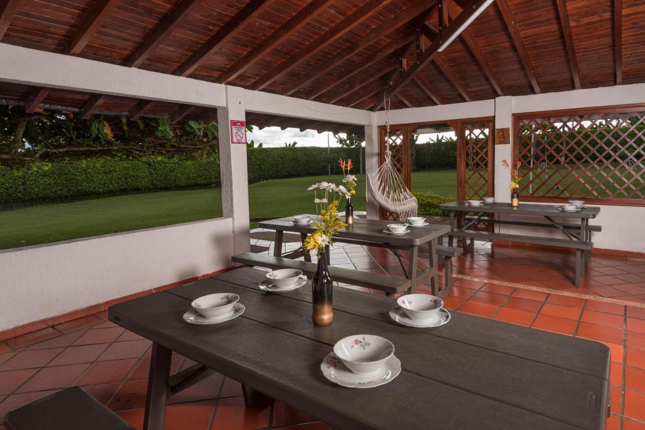 Chalet La Alemania Calarca Exterior photo